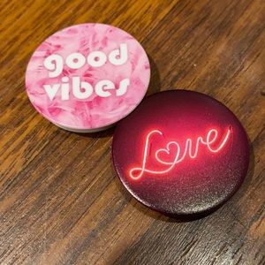 Phone case pop socket